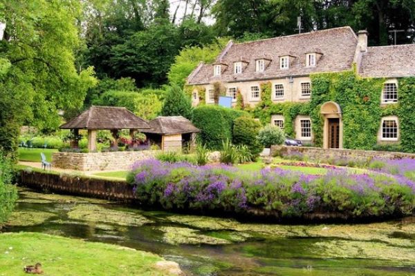 The beautiful village of Bibury in the Cotswolds