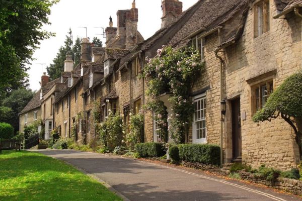 Burford, often called the "Gateway to the Cotswolds"